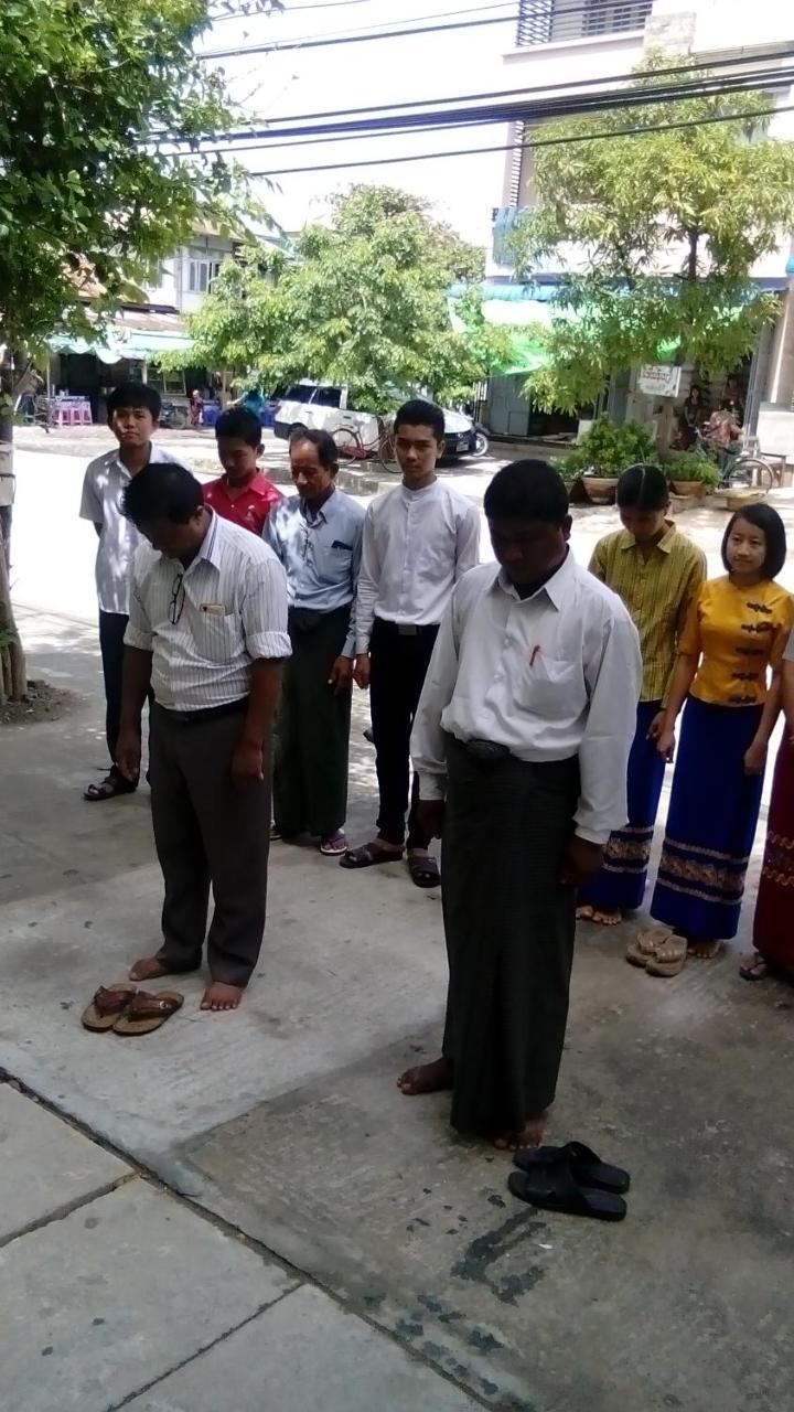 Maykha Hotel Mandalay Bagian luar foto